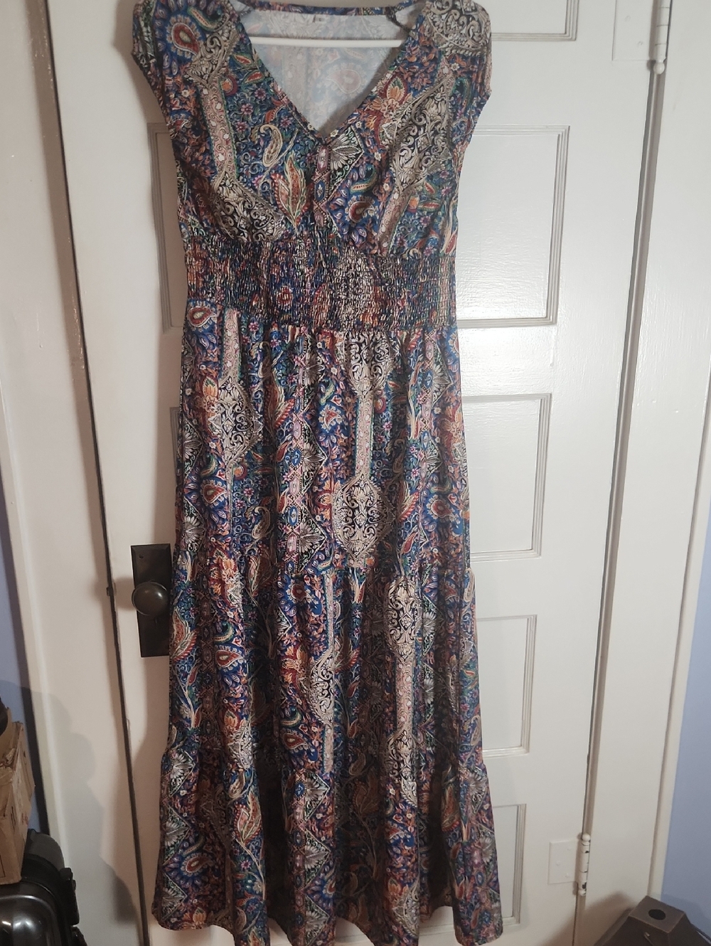 Smocked Waist V-Neck Maxi Dress - Multicolor Paisley Print